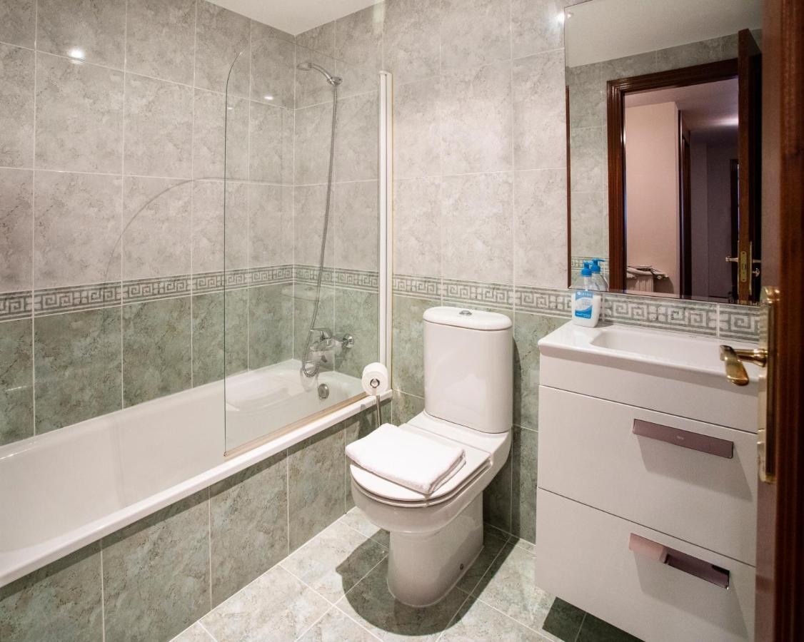 Llanes Deluxe Apartment Bagian luar foto